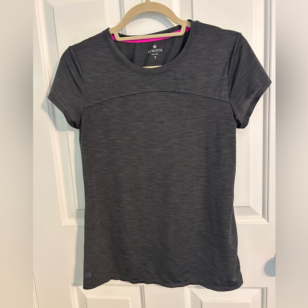 Athleta Charcoal Mesh Short-Sleeve Performance Tee with Cut-out Back